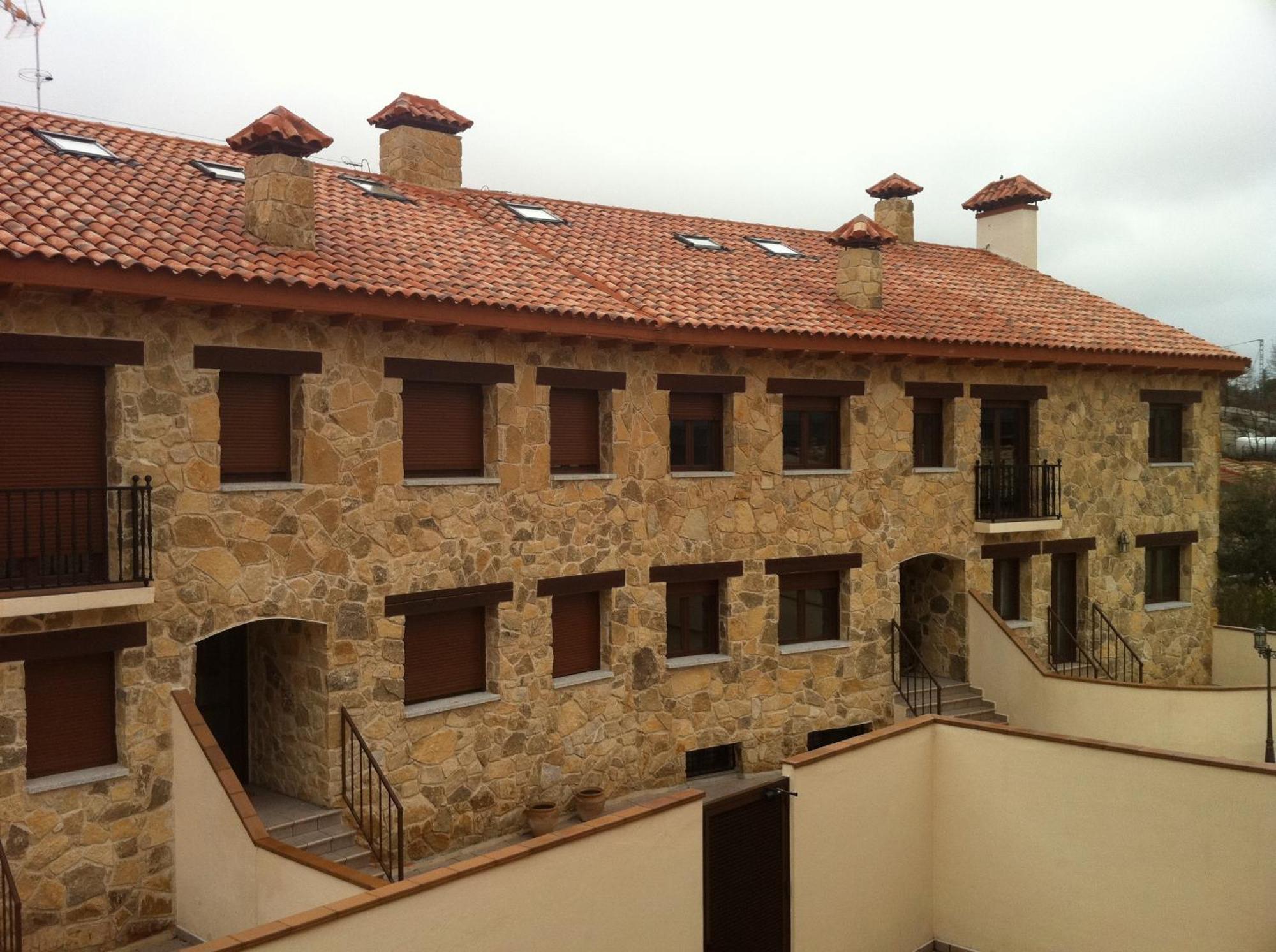Alojamientos Botica Rural La Cabrera Exterior photo